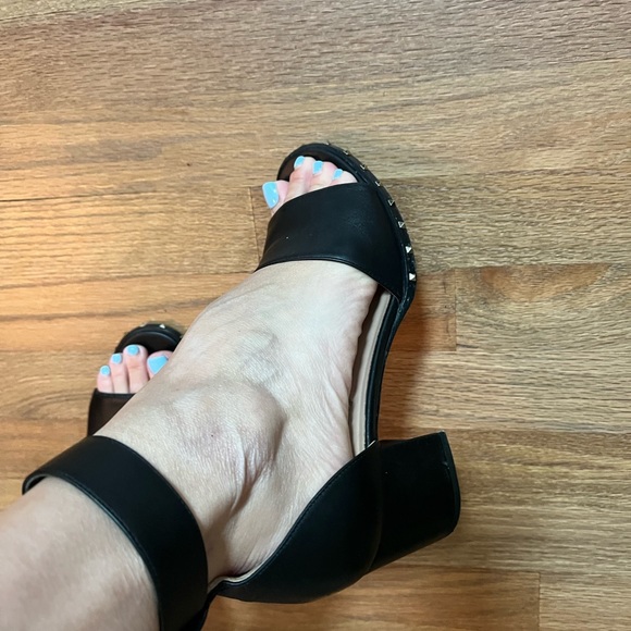 Valentino Black Leather Soul Rockstud Ankle Strap Block Heel Sandals Size 38 - Picture 4 of 16